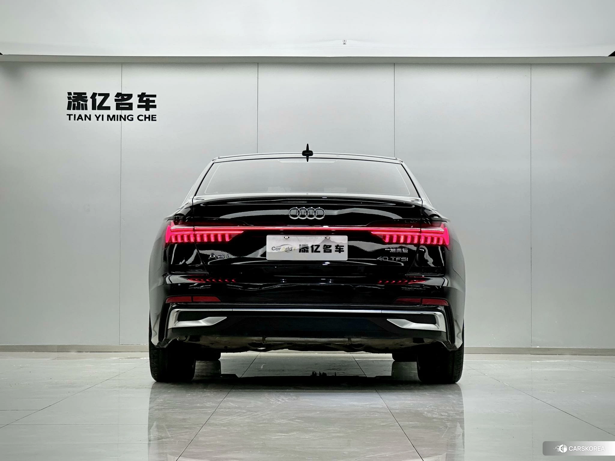 Audi A6L id 4499015 из Китая 19