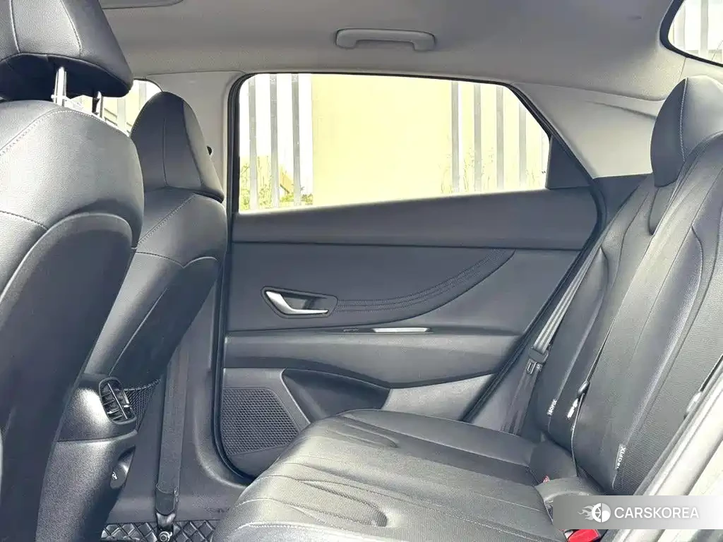 Hyundai Elantra id 4576360 из Китая 10