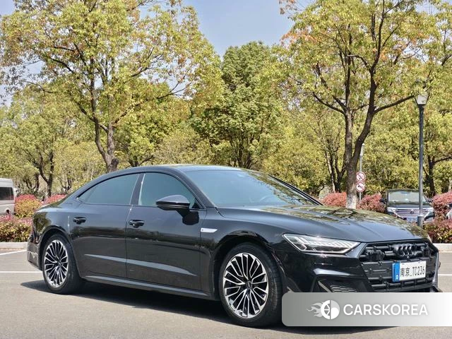 Audi A7L id 4259733 из Китая 22