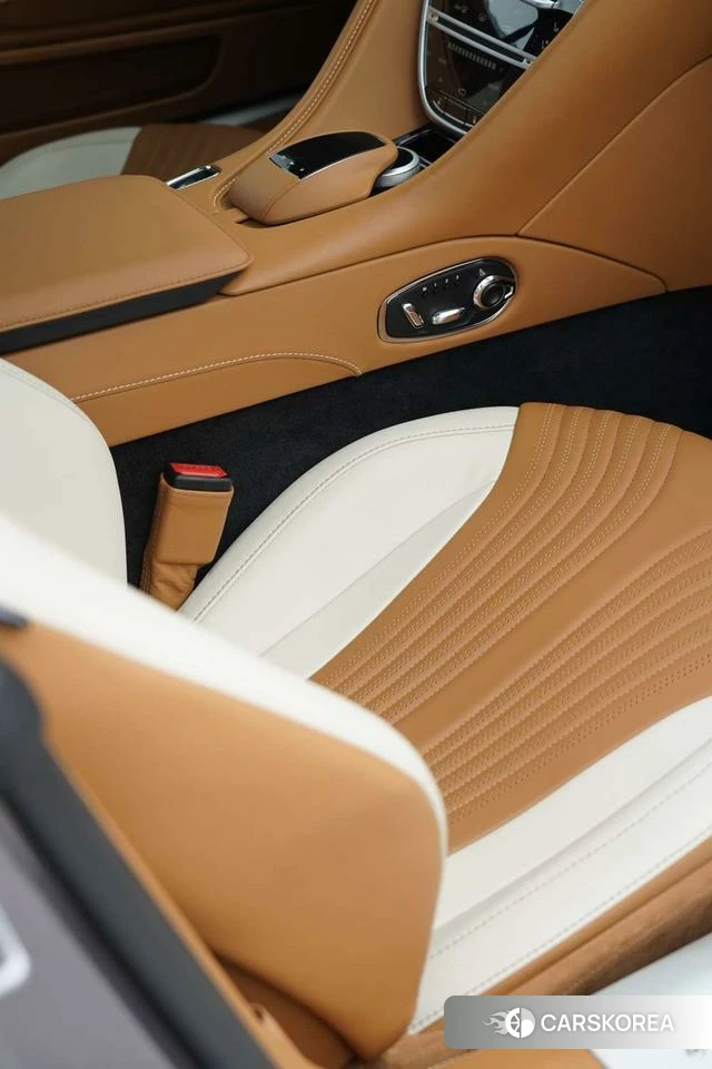 Aston Martin DB11 id 3969204 из Китая 22