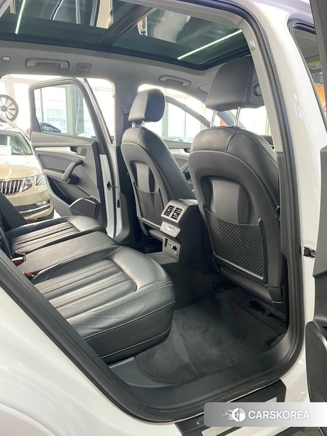 Audi Q5L id 4238265 из Китая 16
