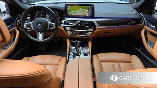 BMW 5 Series (G30) id 3054018 из Кореи 17