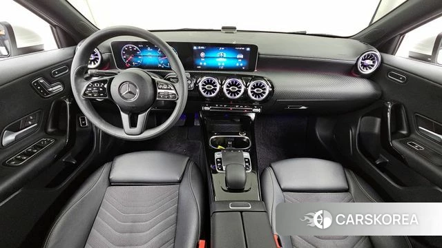 Mercedes-Benz A-Class W177 id 4324607 из Кореи 28