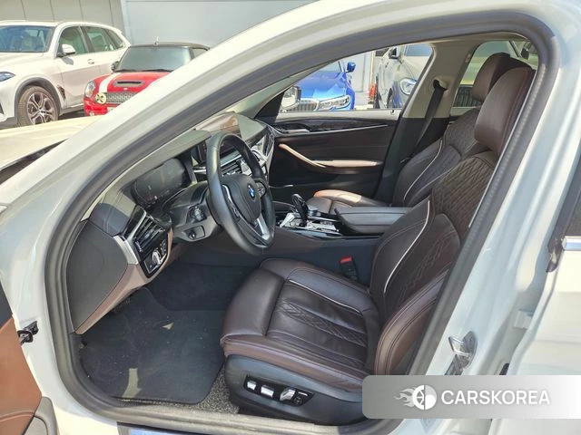 BMW 5 Series (G30) id 4244774 из Кореи 8