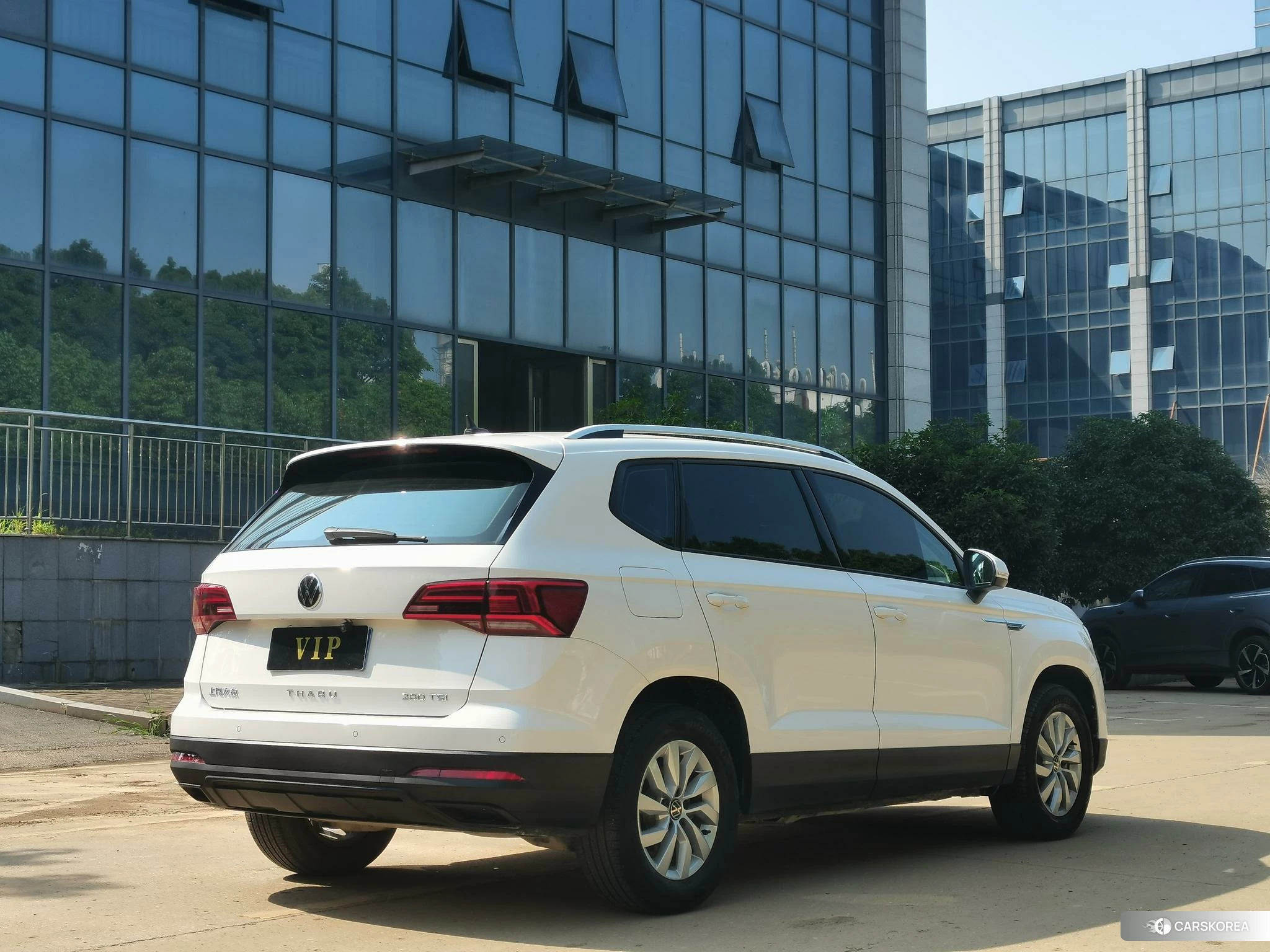 Volkswagen Tuyue id 4467862 из Китая 19