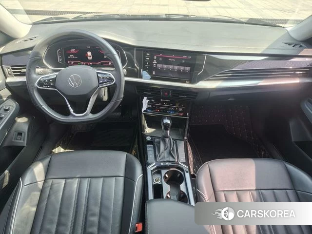 Volkswagen Passat id 4261105 из Китая 9