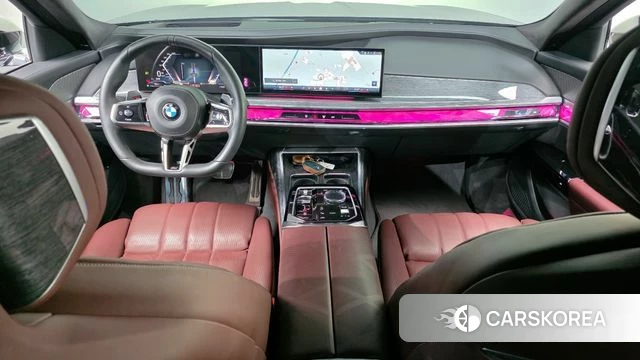 BMW 7 Series (G70) id 3832184 из Кореи 17