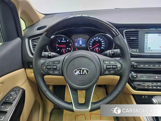 Kia The New Carnival id 4477005 из Кореи 17