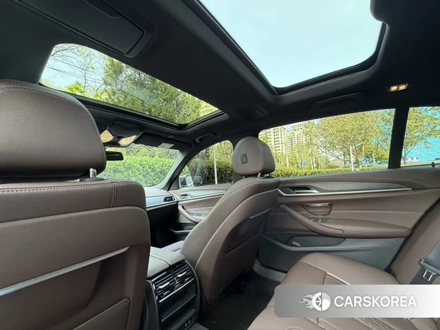 BMW 5 series id 4208642 из Китая 16