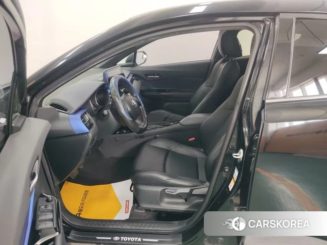 Toyota C-HR id 4254017 из Китая 17