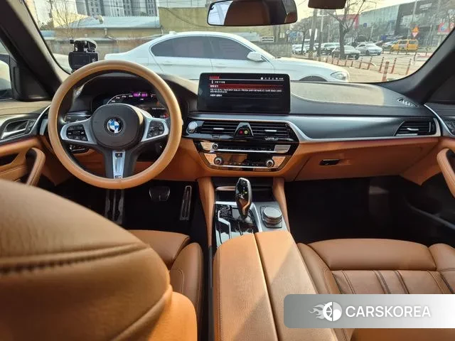 BMW 5 Series (G30) id 3625177 из Кореи 15