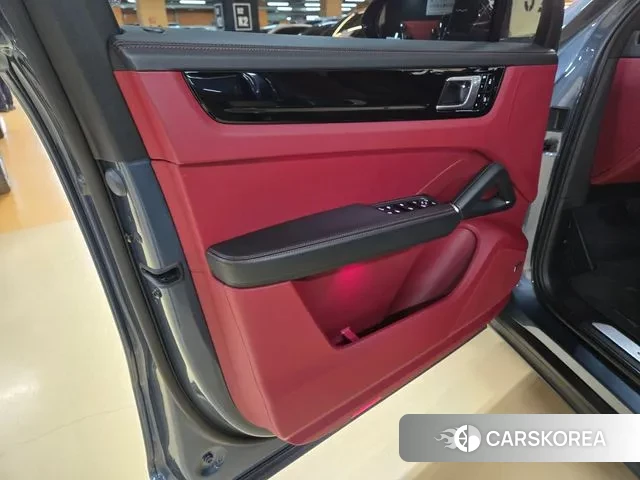 Porsche Cayenne (PO536) id 3509494 из Кореи 17