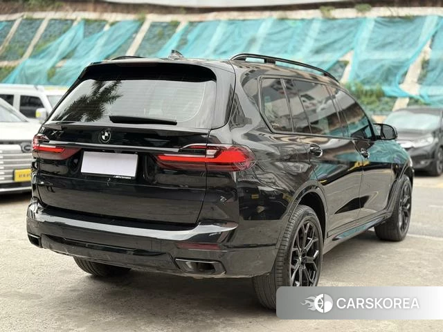 BMW X7 id 4253907 из Китая 10