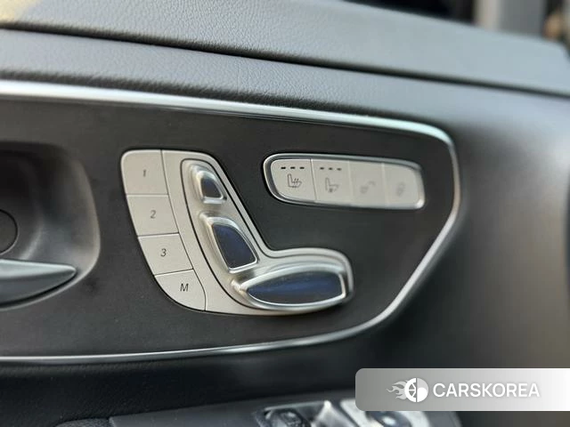 Mercedes-Benz V-class id 4261578 из Китая 26