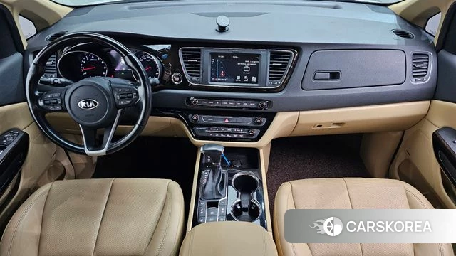 Kia The New Carnival id 4508538 из Кореи 17