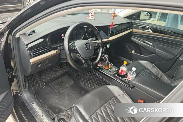 Volkswagen Passat id 4299984 из Китая 14