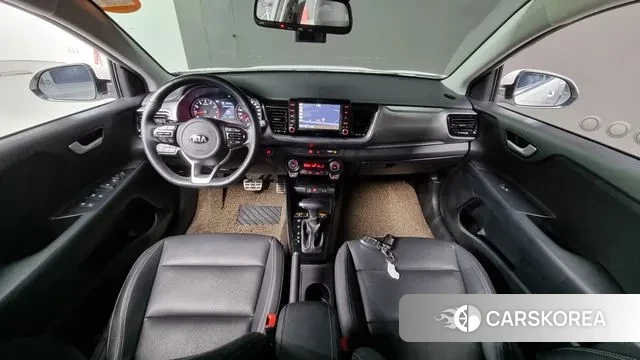 Kia Stonic id 3034356 из Кореи 17