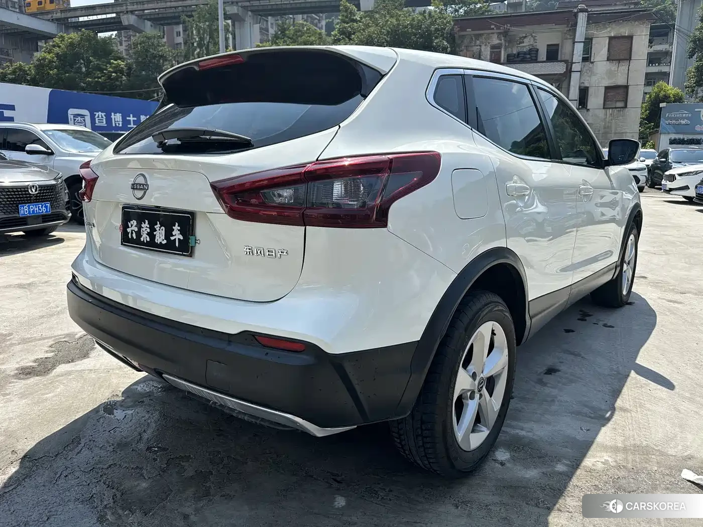 Nissan Qashqai id 4570329 из Китая 18