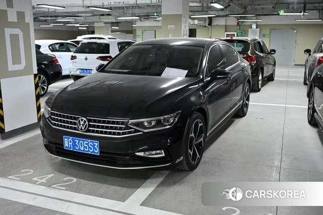 Volkswagen Magotan id 4297815 из Китая 7