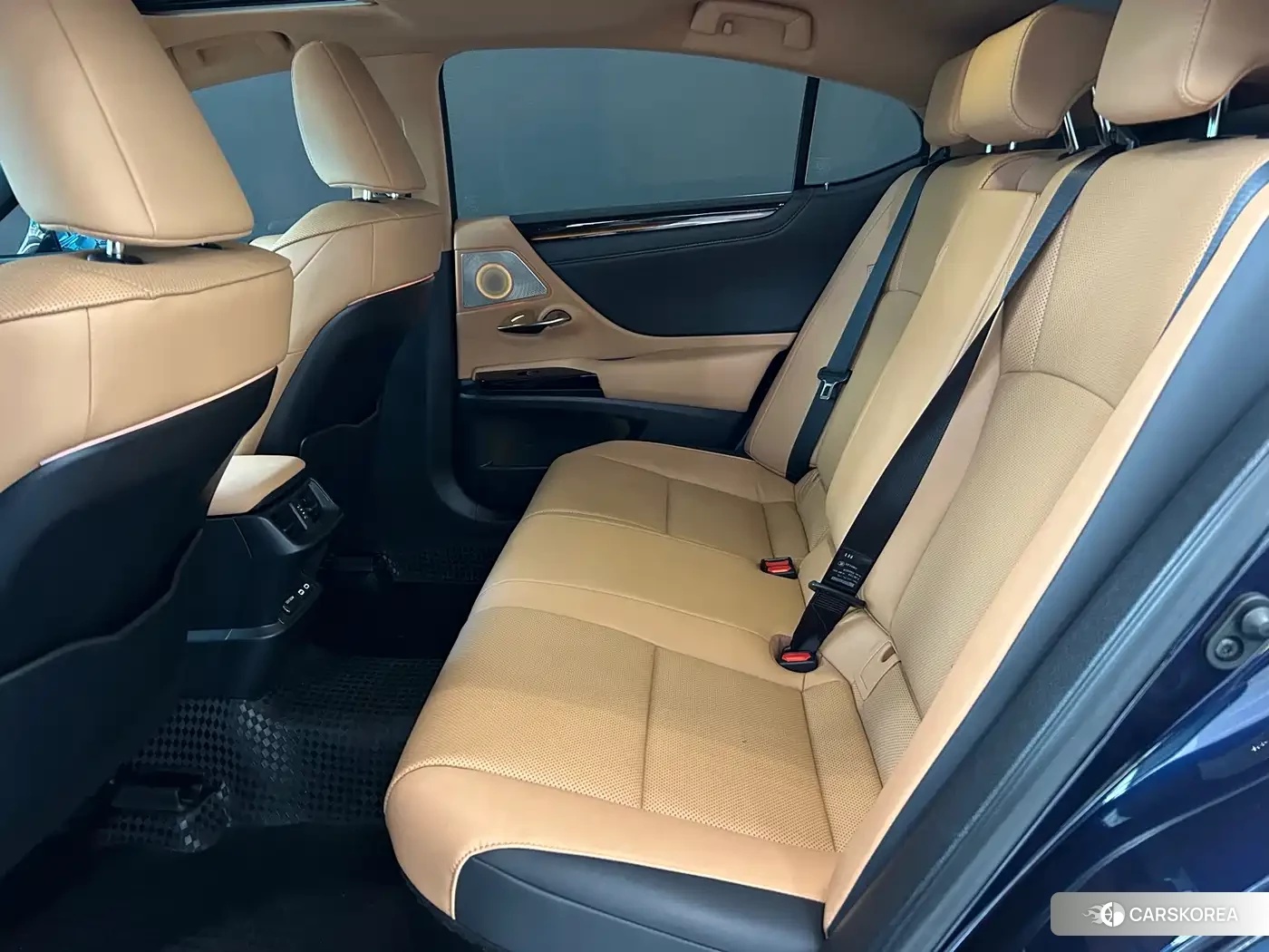Lexus ES id 4547210 из Китая 26