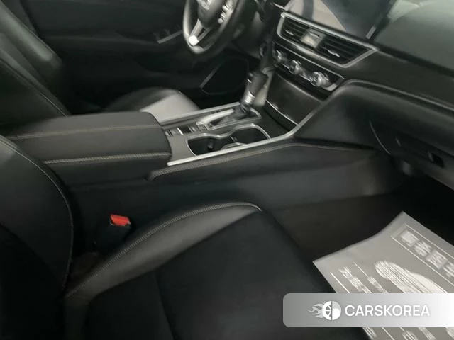Honda Accord id 4358874 из Китая 34