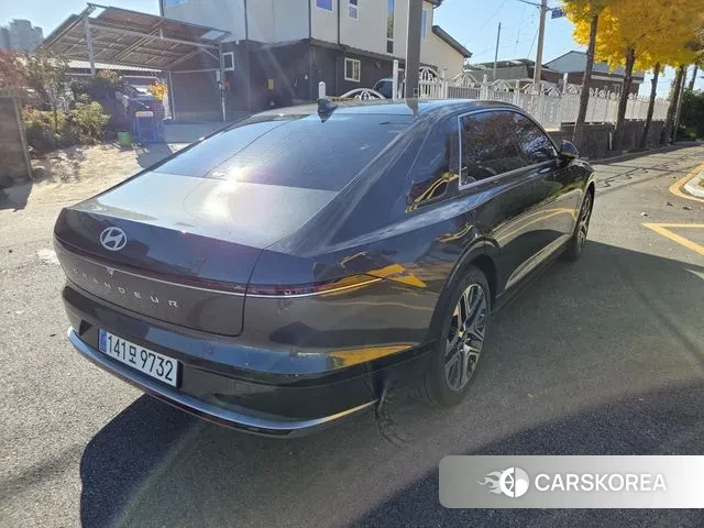 Hyundai Grandeur (GN7) id 3415173 из Кореи 13