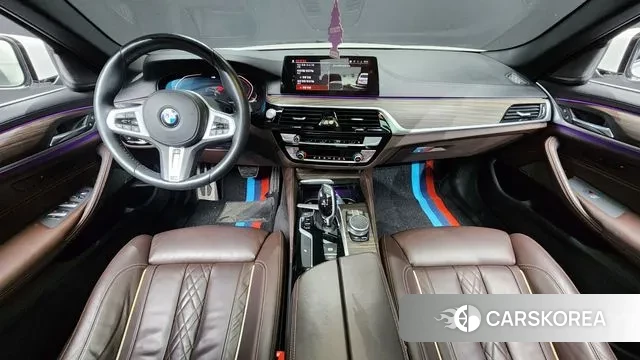 BMW 5 Series (G30) id 2902135 из Кореи 17