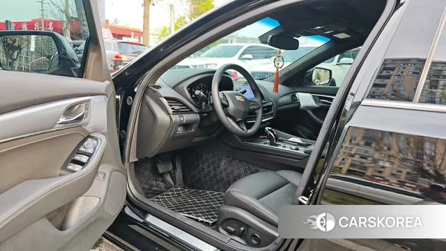 Cadillac CT5 id 3889093 из Китая 16