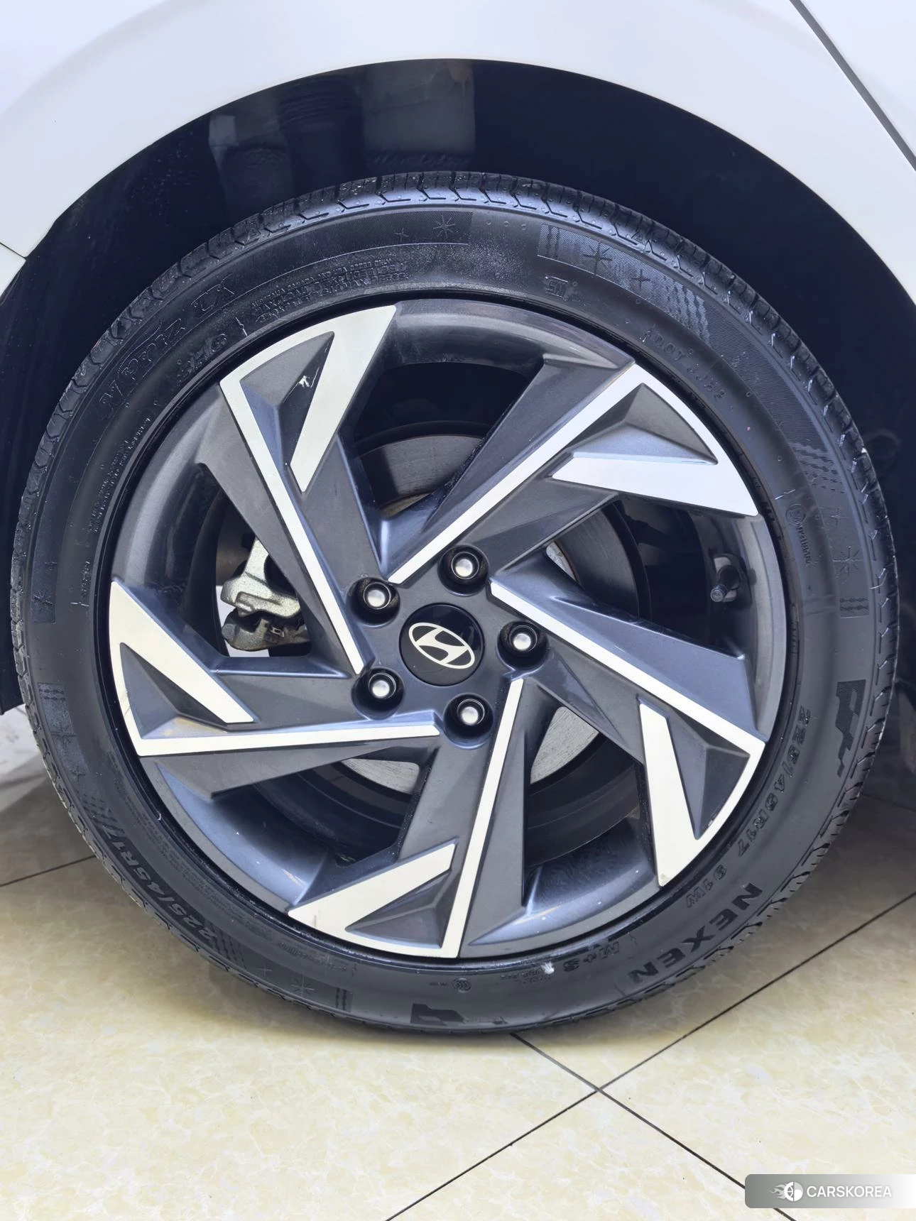 Hyundai Elantra id 4510530 из Китая 23