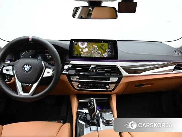 BMW 5 Series (G30) id 2959411 из Кореи 17