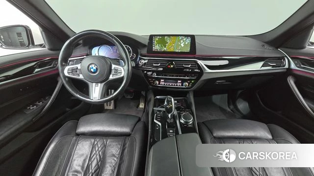 BMW 5 Series (G30) id 4732970 из Кореи 17