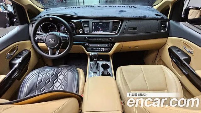 Kia The New Carnival id 2754445 из Кореи 17