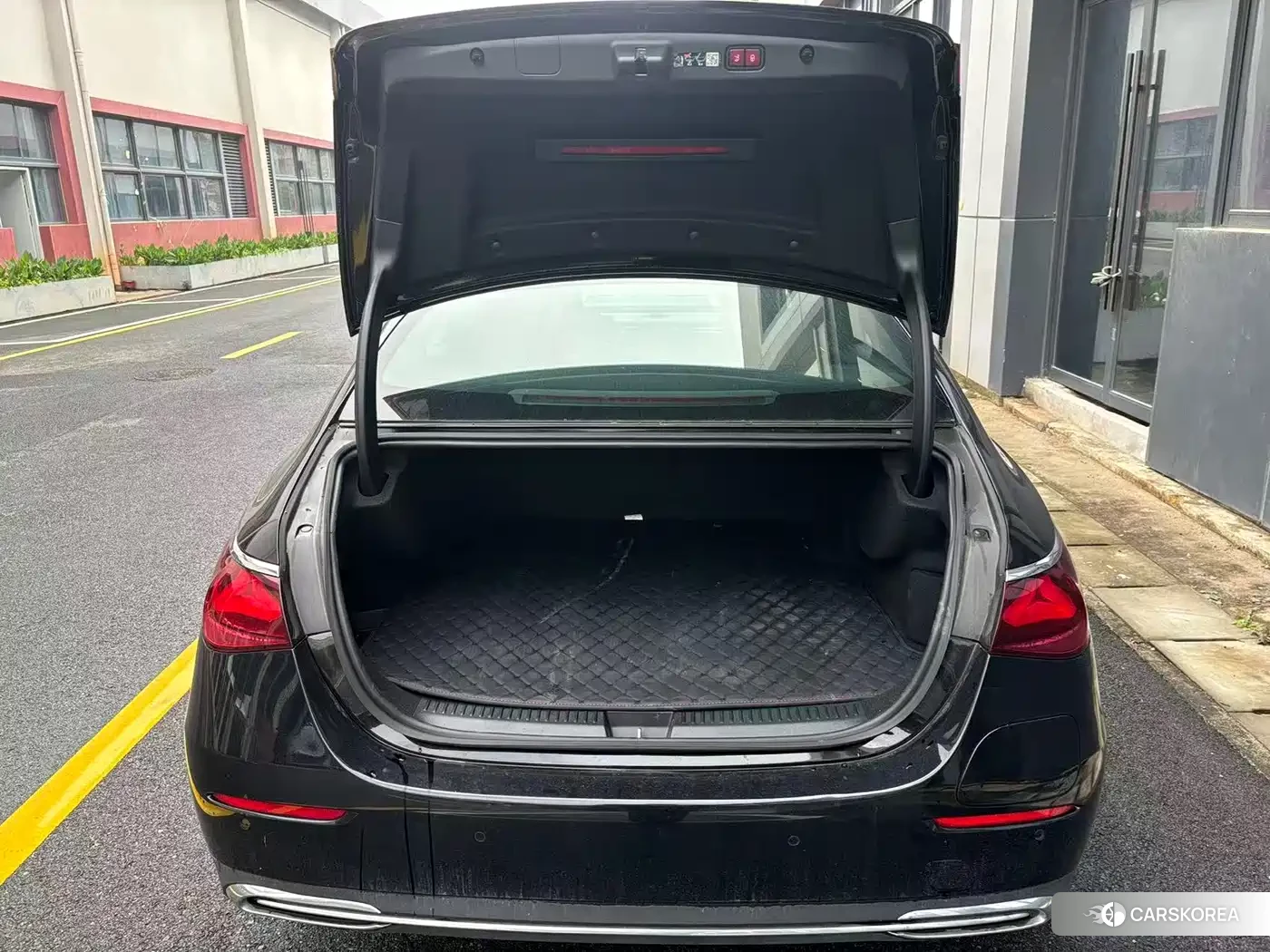 Mercedes-Benz E-Class id 4599636 из Китая 9