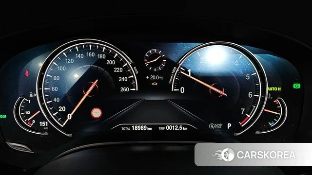 BMW 5 Series (G30) id 3936947 из Кореи 17