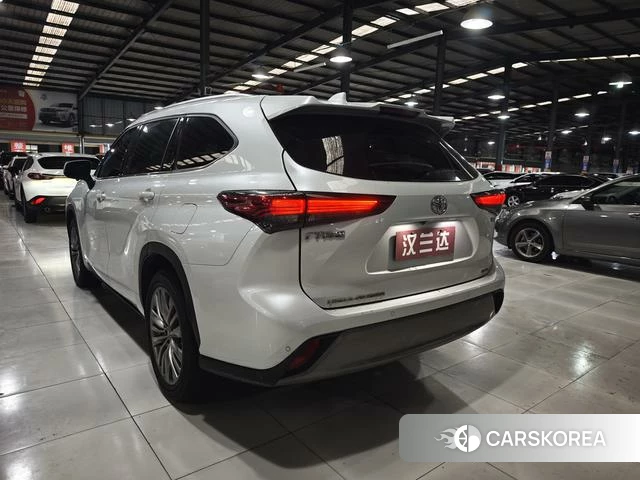 Toyota Highlander id 4336185 из Китая 14