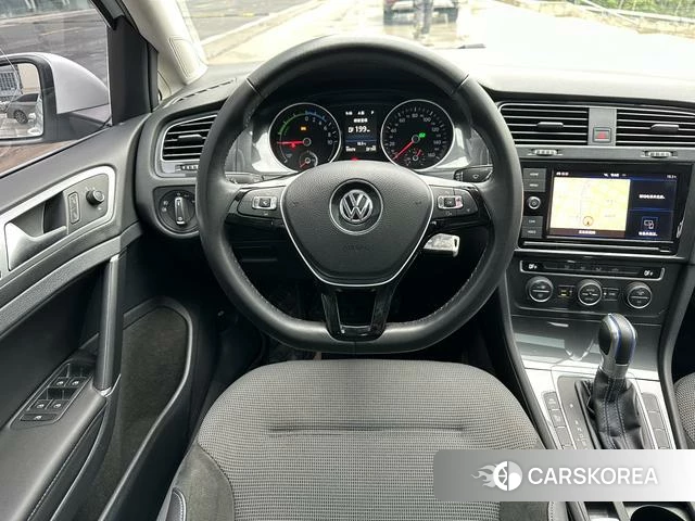 Volkswagen Golf id 4260992 из Китая 14