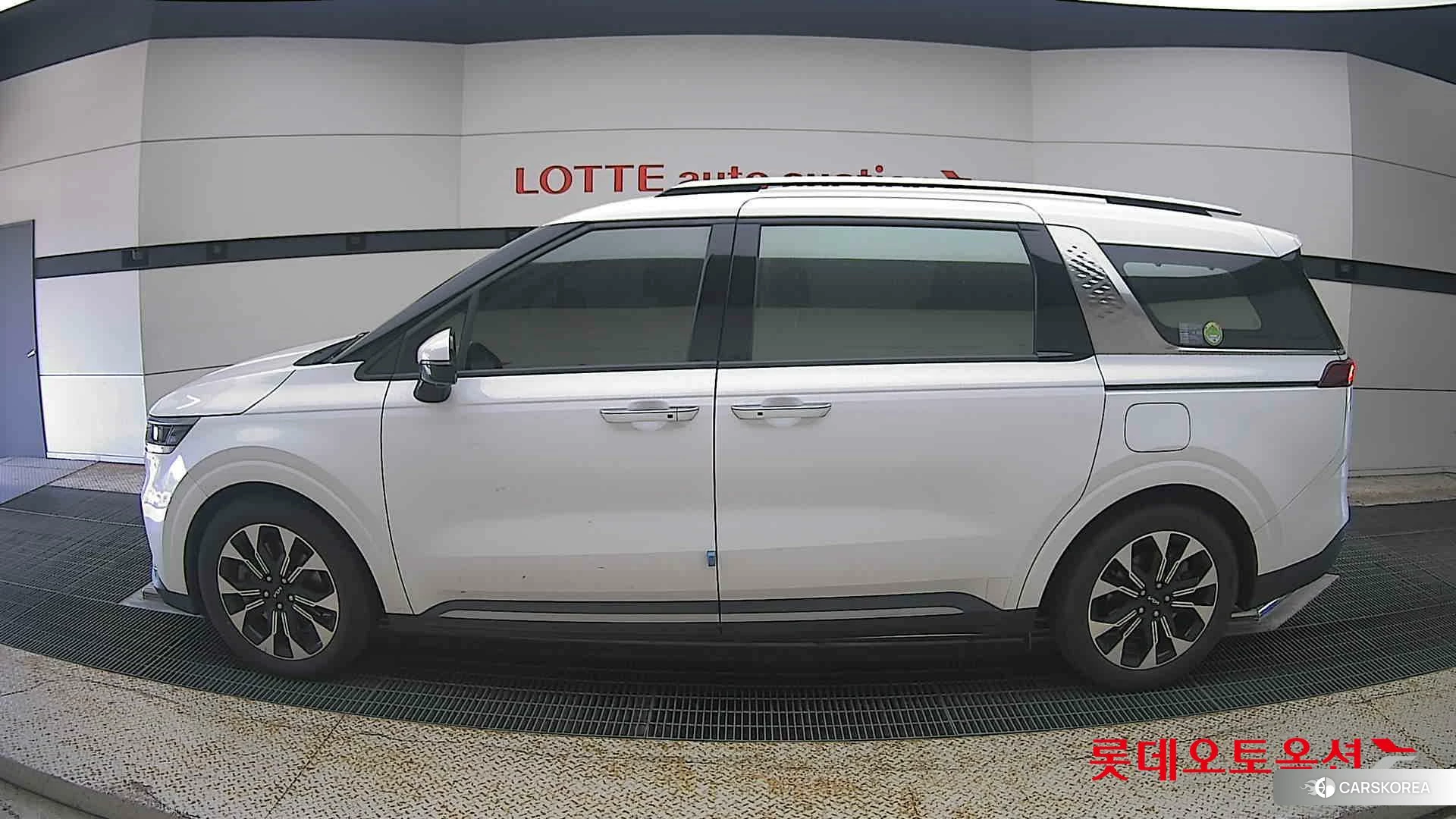Kia Carnival id 4902416 из Кореи 34