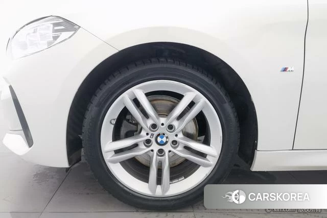 BMW 1 series id 4321197 из Китая 21