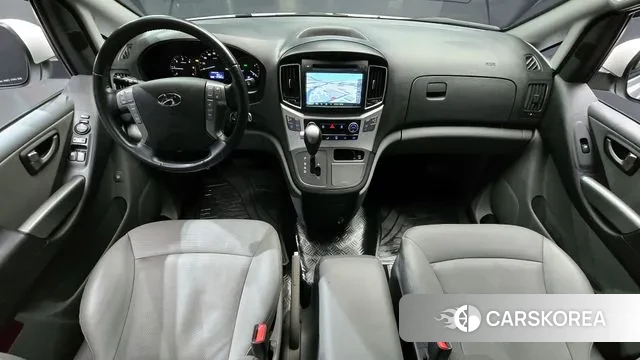 Hyundai The New Grand Starex id 3552332 из Кореи 17