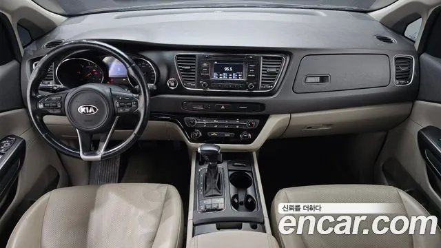 Kia All New Carnival id 2486577 из Кореи 17