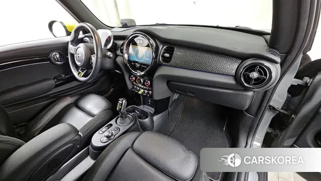 Mini Cooper Electric id 3610977 из Кореи 17