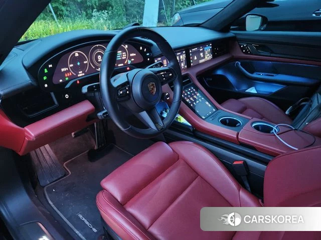 Porsche Taycan id 4561516 из Кореи 13