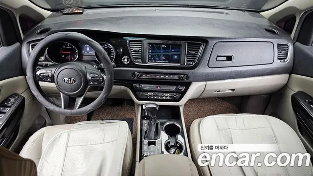 Kia The New Carnival id 2840136 из Кореи 17