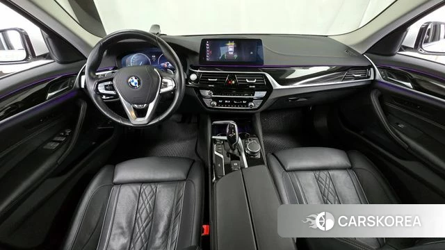 BMW 5 Series (G30) id 3844866 из Кореи 17