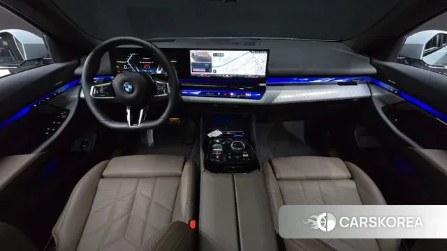 BMW 5 Series (G60) id 3580569 из Кореи 17