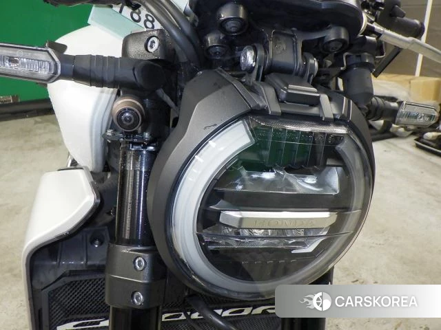 Проданный Honda CB1000R id 4184757 из Японии, фото 27