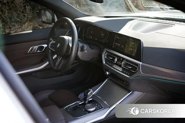 BMW 3 Series (G20) id 3494421 из Кореи 16