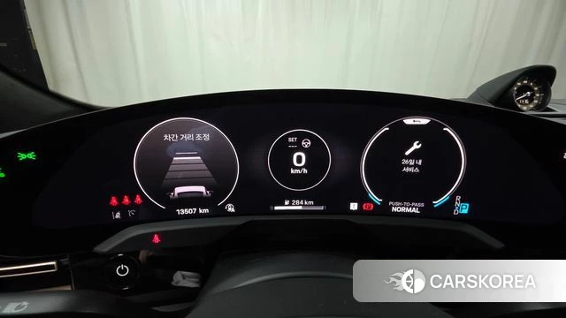 Porsche Taycan id 4584410 из Кореи 28