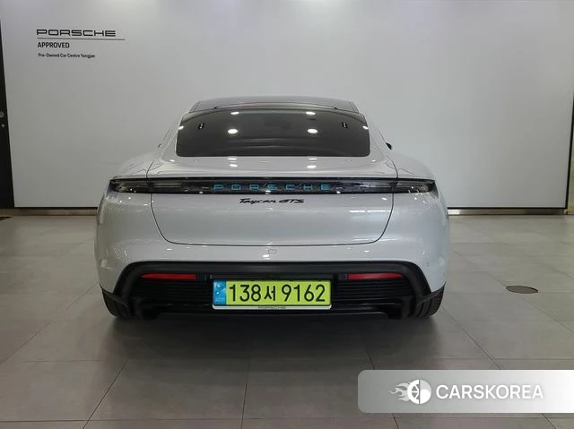 Porsche Taycan id 4462543 из Кореи 17