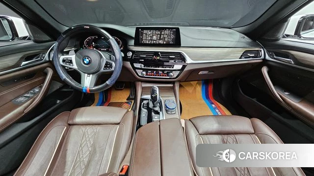BMW 5 Series (G30) id 4446341 из Кореи 28